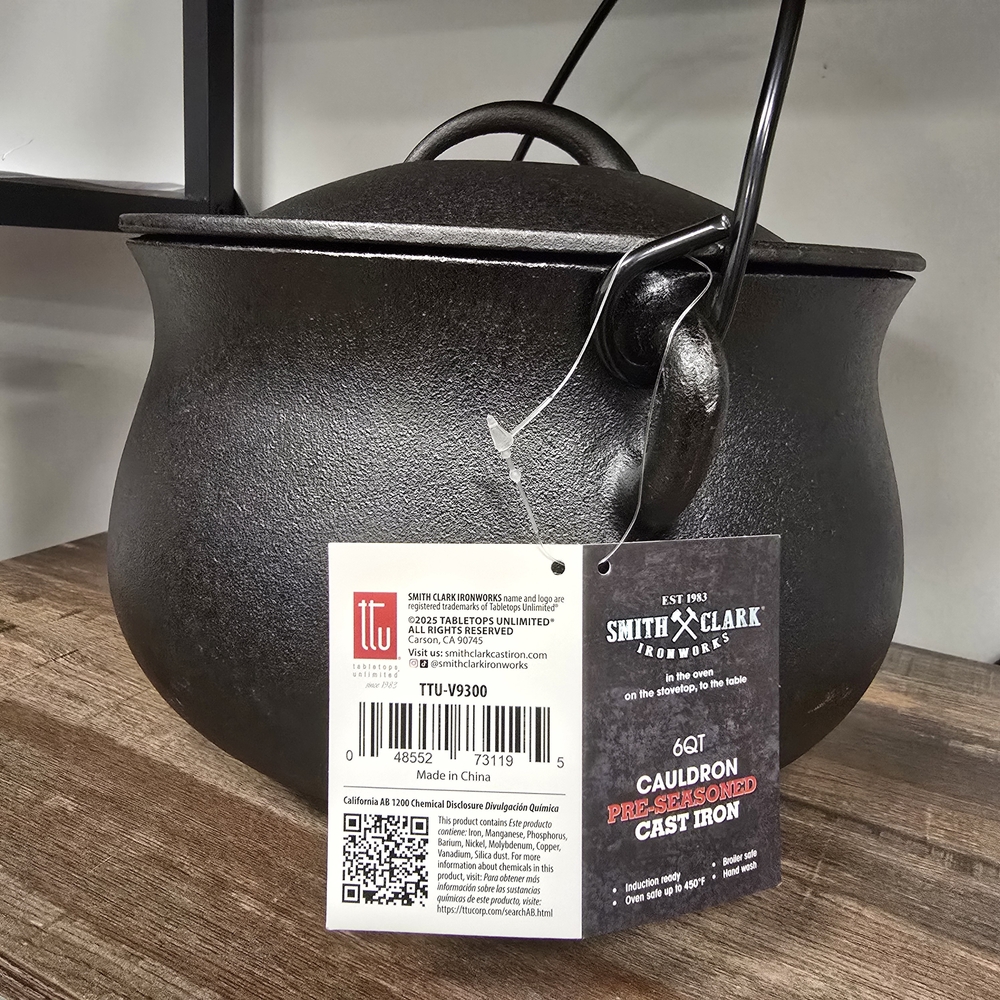 Smith And Clark Pre-Seasoned 6Qt Black Cast Iron Cauldron Halloween